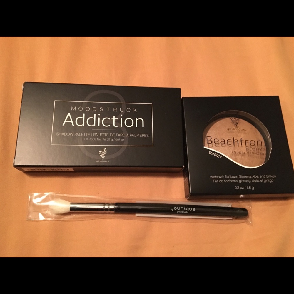 Younique makeup lot